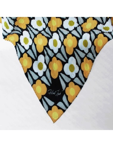 Geplooide Sjaal - Geel en Zwart met Bloemenprint