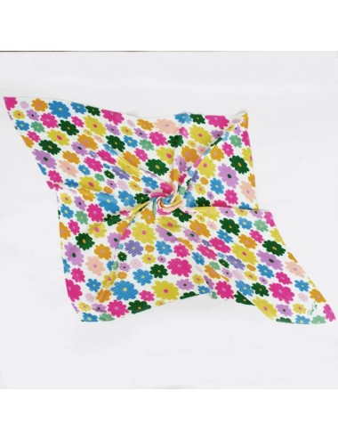 Foulard Plissé - Motif de fleurs colorées sur fond blanc